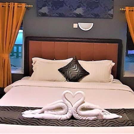 New Gentala Hotel Медан Екстериор снимка