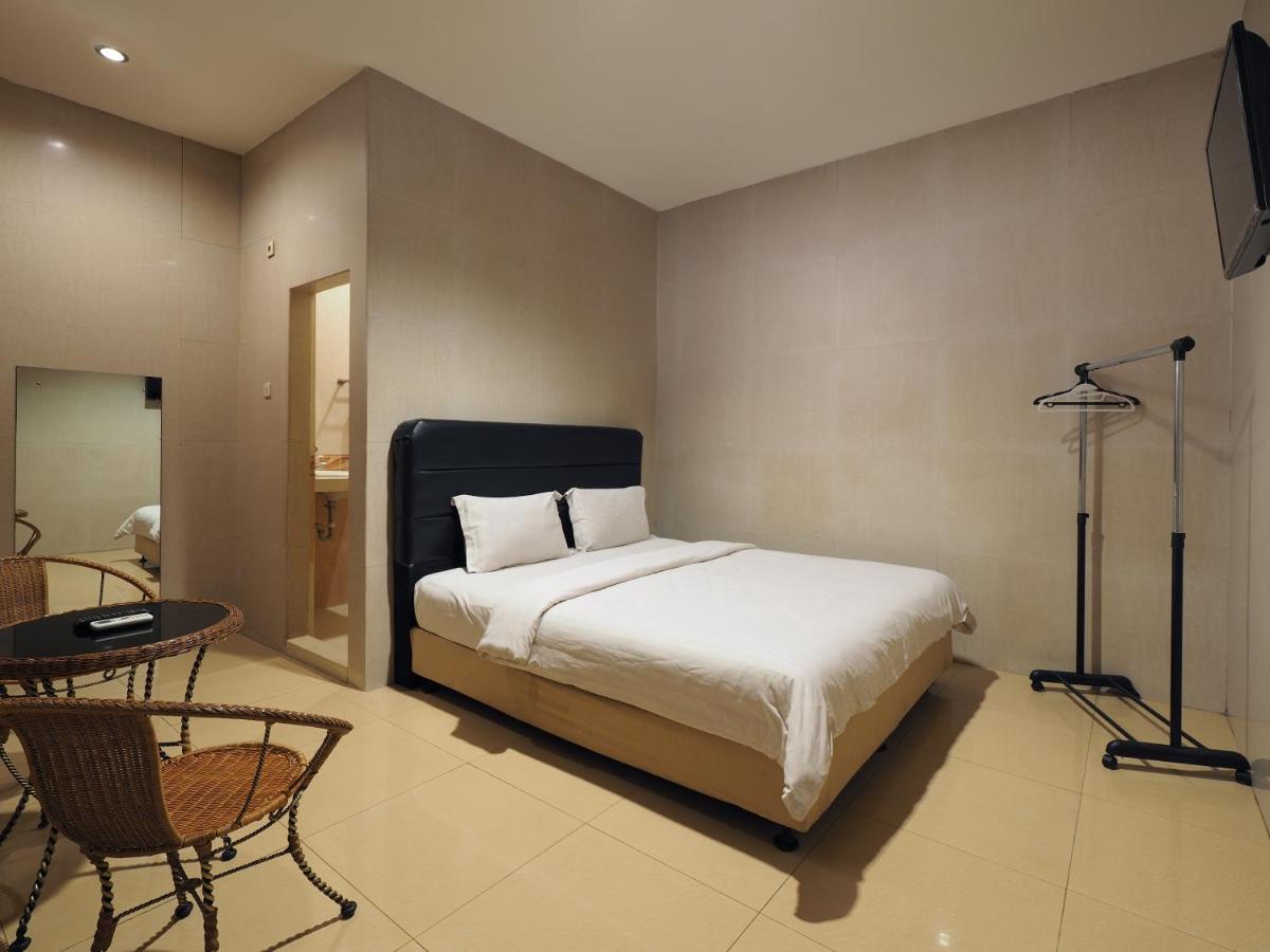 New Gentala Hotel Медан Екстериор снимка