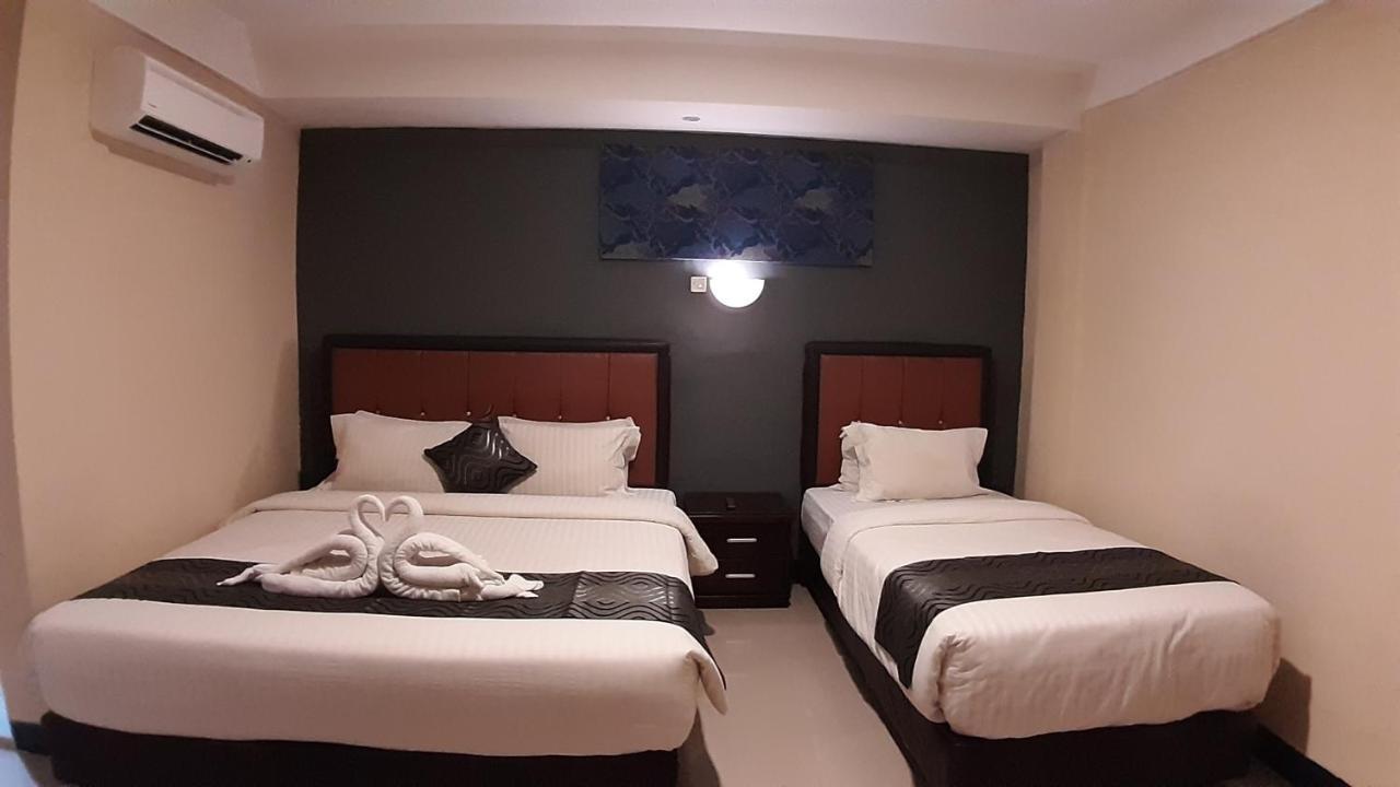 New Gentala Hotel Медан Екстериор снимка